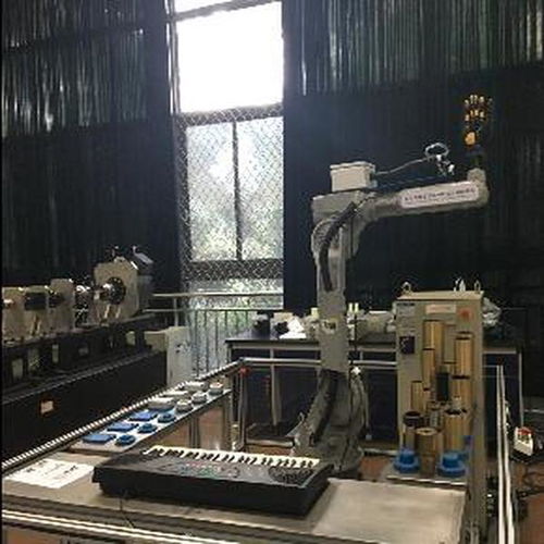 機器人驅動機構及配套儀器設備